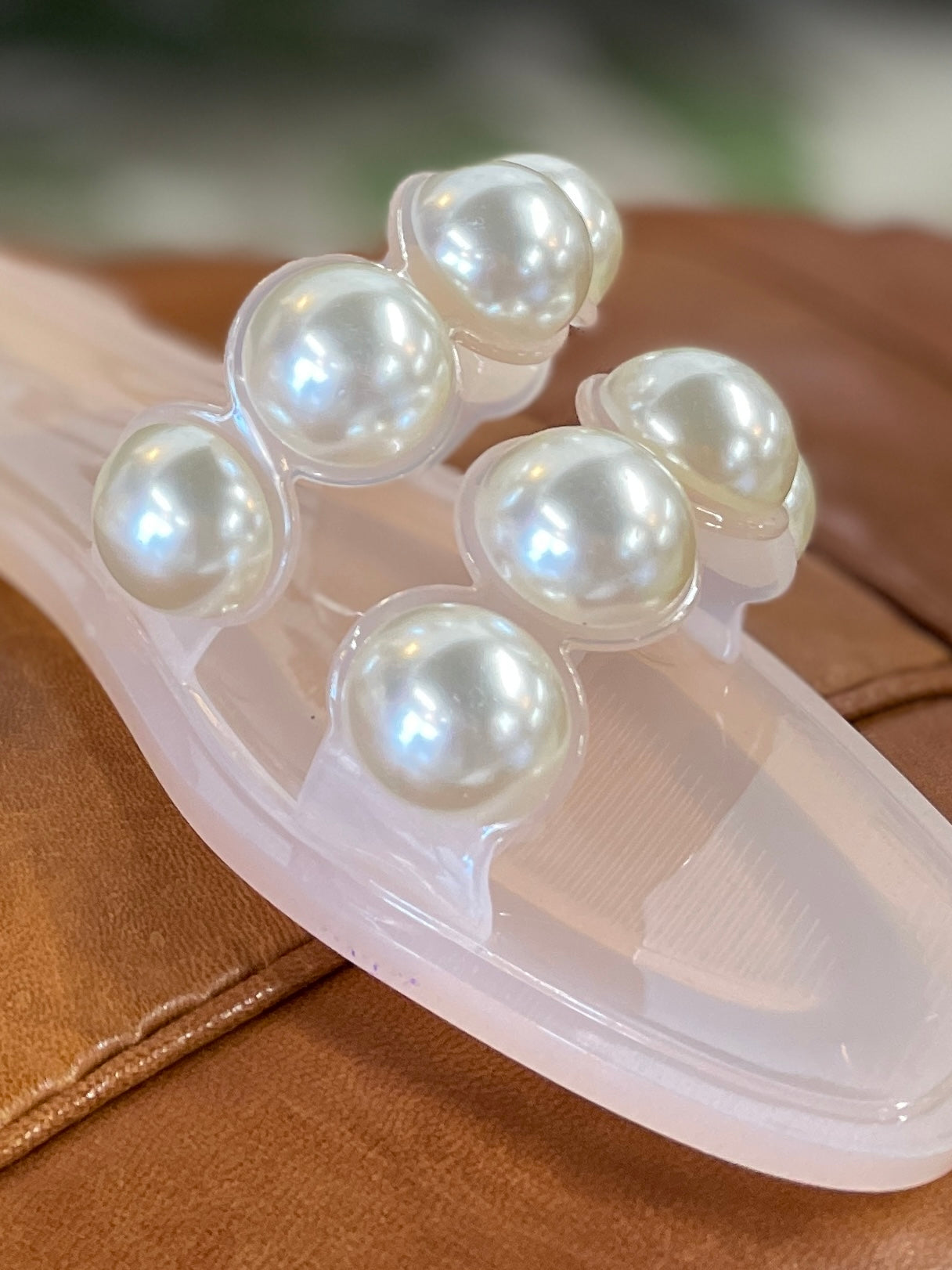 Jelly Sandals with White Pearls for the Summer